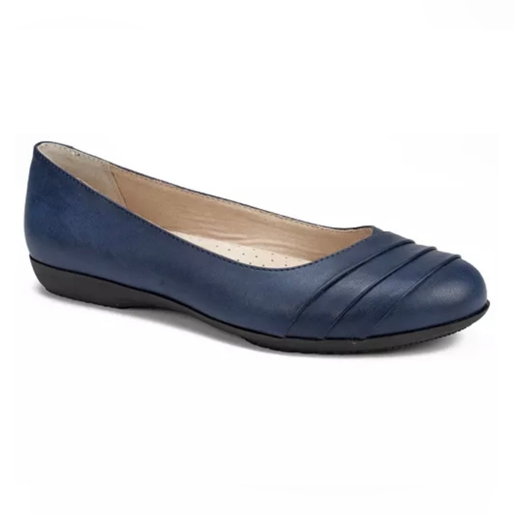 Cliffs by White Mountain Clara Ballet Flats - Size 8
